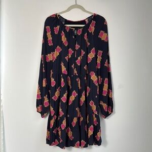 Anthropologie Navy and Pink‎ Balloon Sleeve dress - Size Medium NWOT